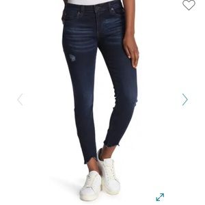 Ankle skinny jeans, raw hem.